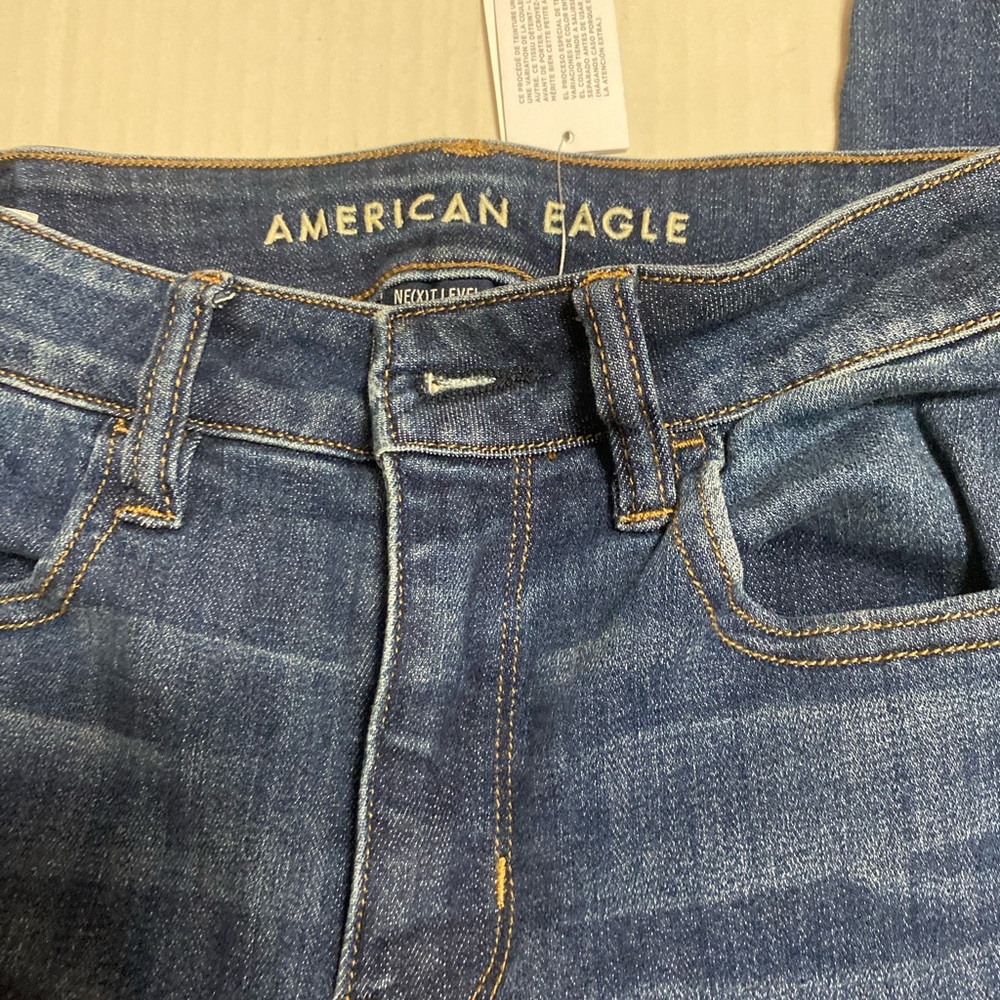 Woman American Eagle jeans